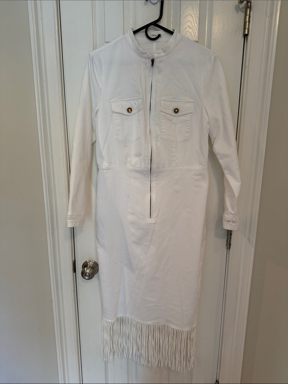 Oyrosy White Long Sleeve Fringe-Hem Dress with Front Zip Concert